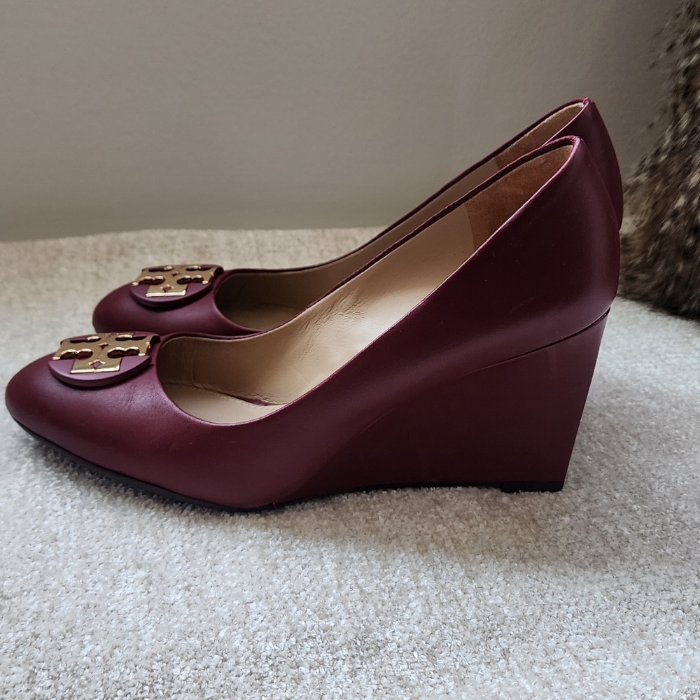Tory Burch Burgundy Wedges